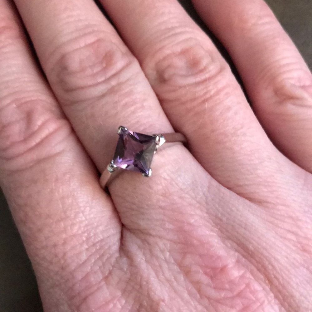 New Peora sterling silver ring with purple stone.